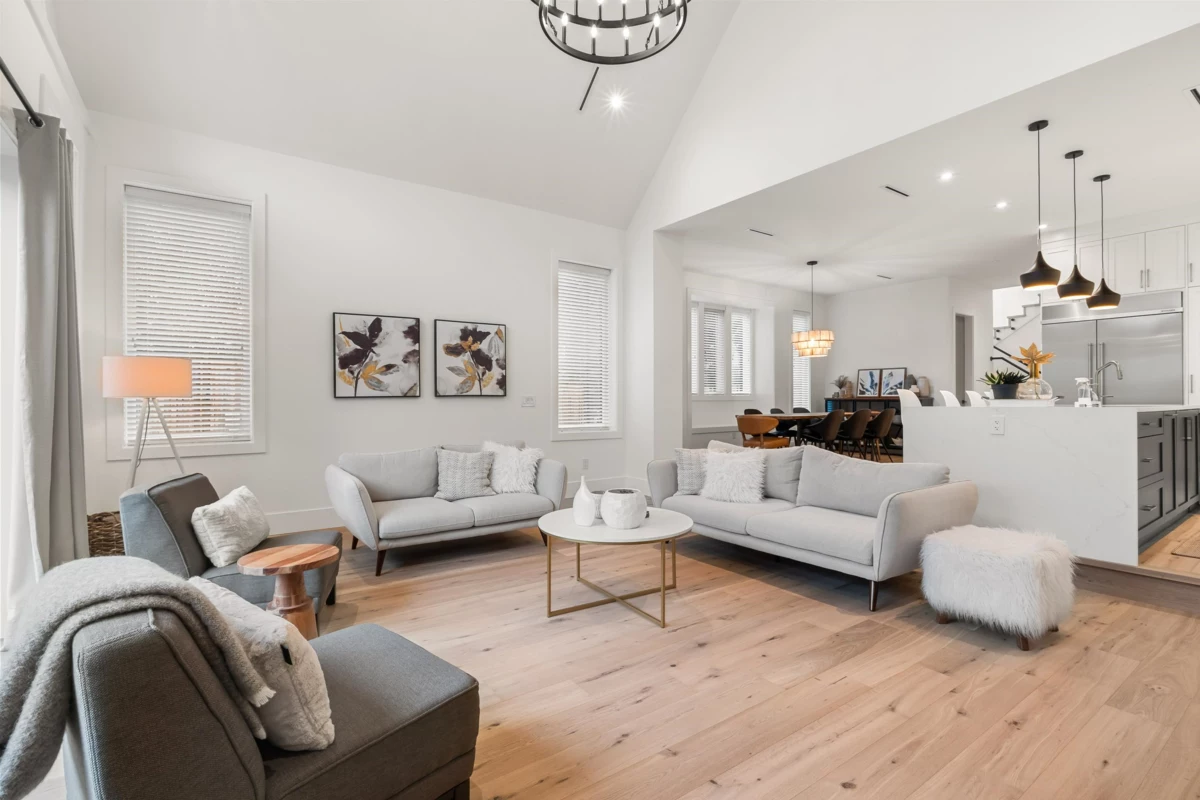 Living Room Photo of 2660 126th Street, Surrey, BC
