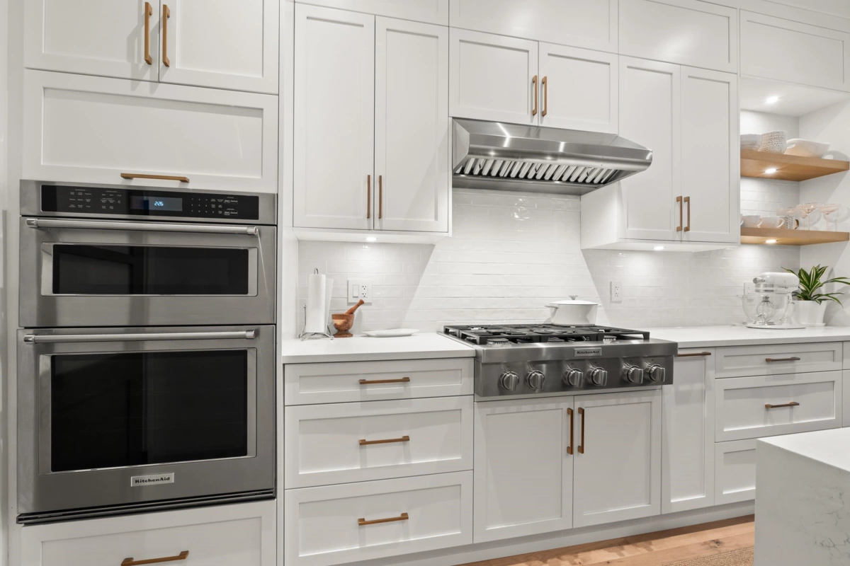 Walk-In Closet Photo of 2660 126th Street, Surrey, BC