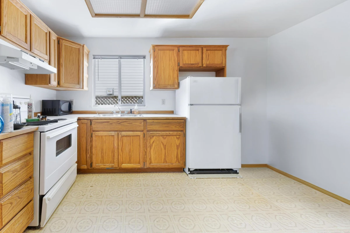 Basement Recreation Room Photo of 15852 100 Avenue, Surrey, BC