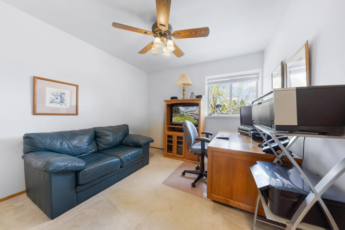 Bedroom 4 Photo of 15852 100 Avenue, Surrey, BC