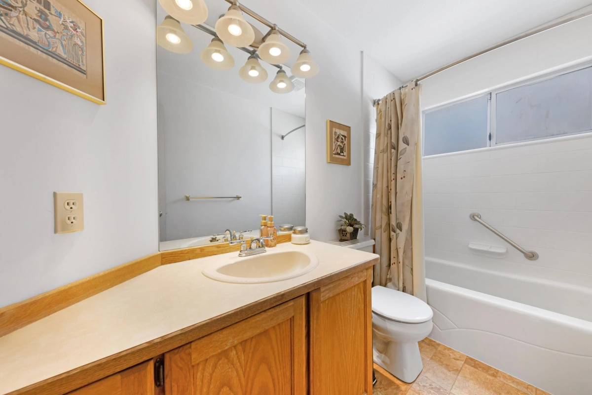 Primary Bedroom Photo of 15852 100 Avenue, Surrey, BC