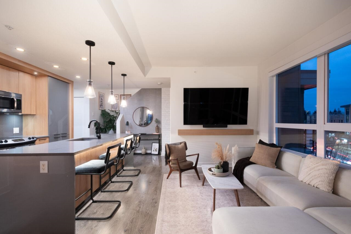 Bedroom 2 Photo of 417 733 W 14th Street, North Vancouver, BC