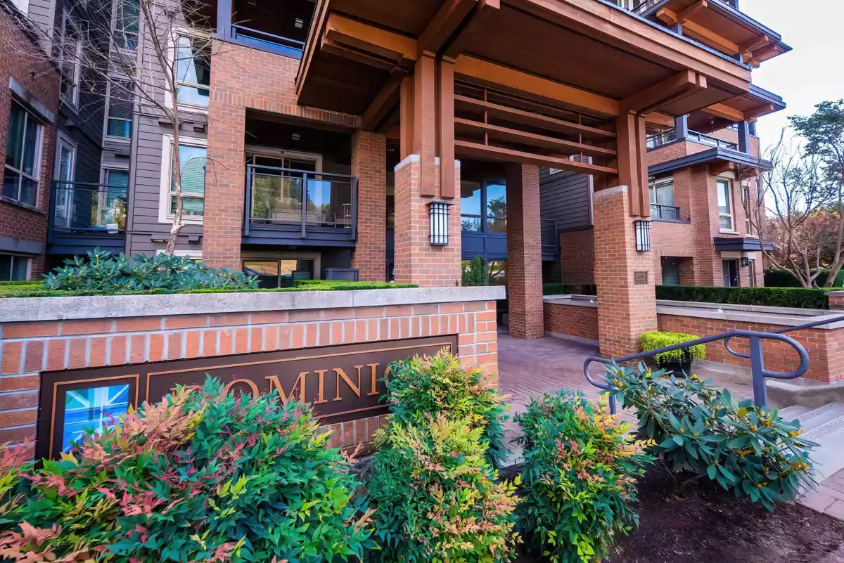 Hallway Photo of 501 500 Royal Avenue, New Westminster, BC