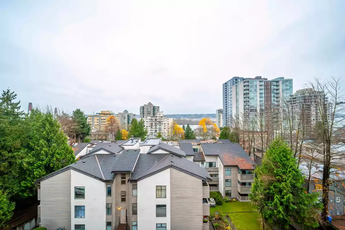 Loft / Bonus Room Photo of 501 500 Royal Avenue, New Westminster, BC