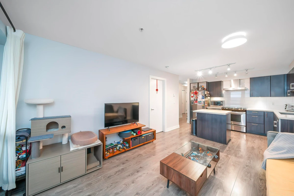 Primary Bedroom Photo of 501 500 Royal Avenue, New Westminster, BC