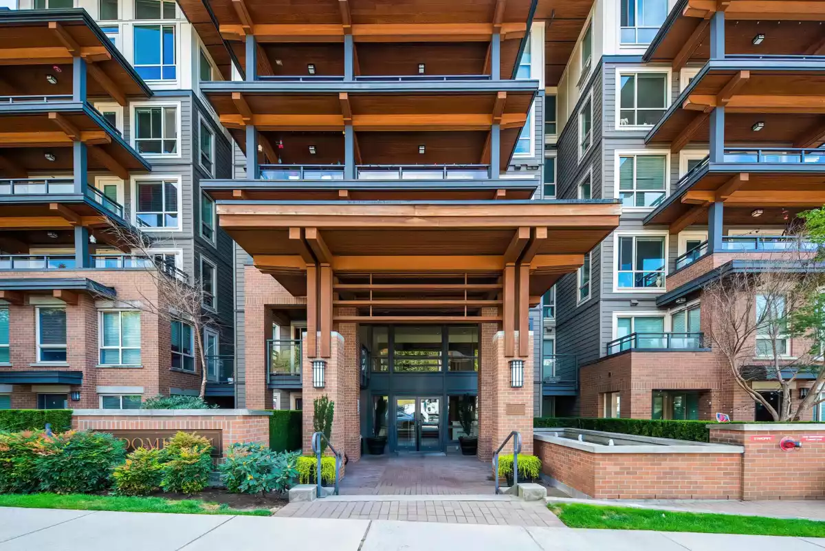 Staircase Photo of 501 500 Royal Avenue, New Westminster, BC