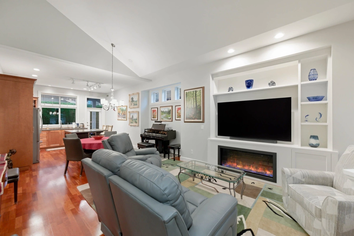 Family Room Photo of 41 14655 32 Avenue, Surrey, BC