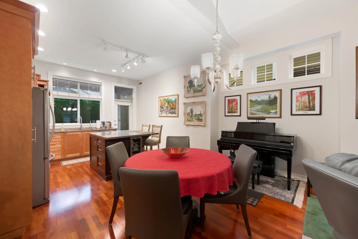 Kitchen Island Photo of 41 14655 32 Avenue, Surrey, BC
