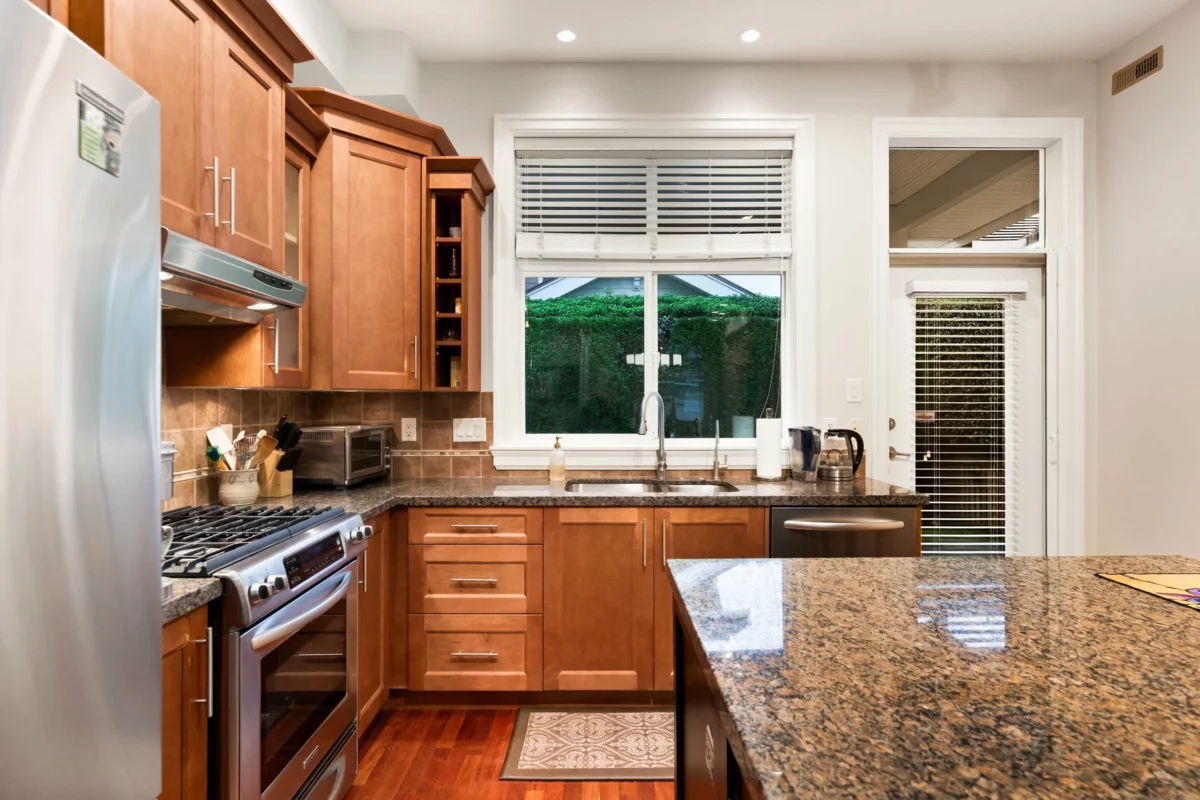 Primary Bathroom Photo of 41 14655 32 Avenue, Surrey, BC