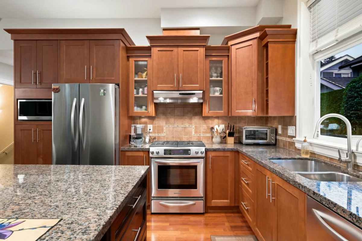 Walk-In Closet Photo of 41 14655 32 Avenue, Surrey, BC