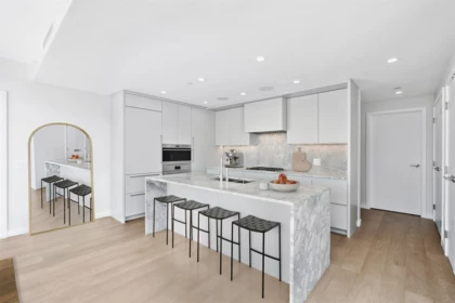 2106 7433 Cambie Street, Vancouver, BC, Vancouver — Apartment/Condo for sale