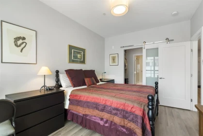 Entry Foyer Photo of 509 15436 31 Avenue, Surrey, BC