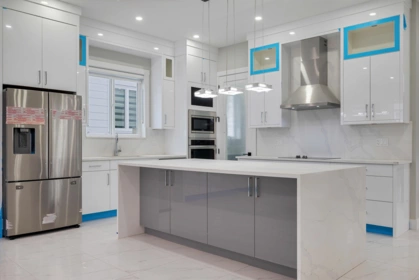 Kitchen Photo of 19351 71 Avenue, Surrey, BC