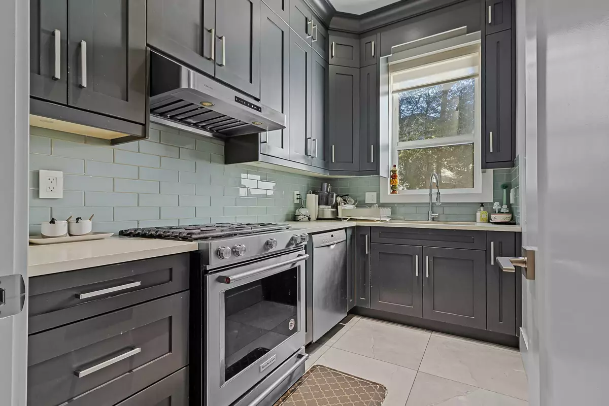 Bedroom 4 Photo of 7575 143 Street, Surrey, BC