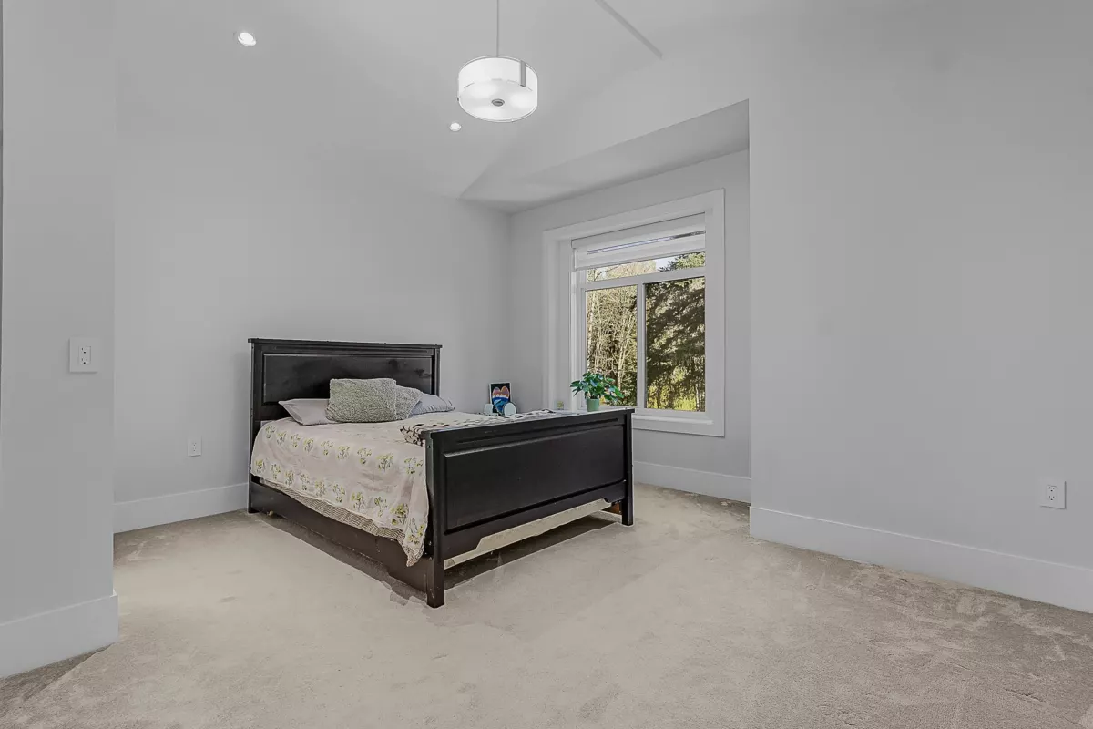 Hallway Photo of 7575 143 Street, Surrey, BC