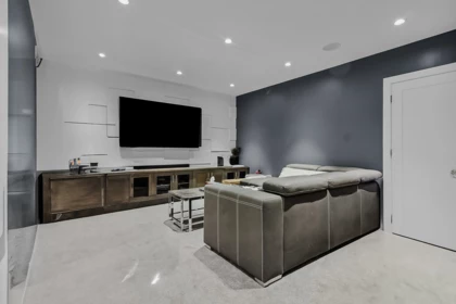 Hot Tub / Spa Photo of 7575 143 Street, Surrey, BC
