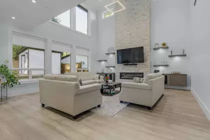 Kitchen Island Photo of 7575 143 Street, Surrey, BC