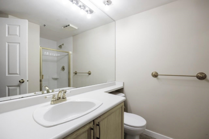 Primary Bathroom Photo of 903 738 Farrow Street, Coquitlam, BC