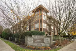 301 5000 Imperial Street, Burnaby, BC