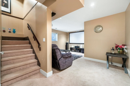 Laundry Room Photo of 16334 25 Avenue, Surrey, BC