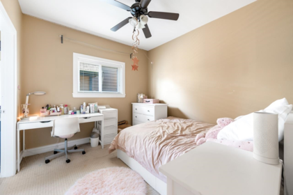 Office / Den Photo of 16334 25 Avenue, Surrey, BC