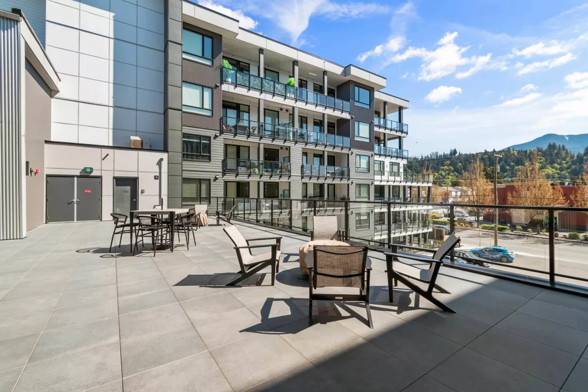 Hot Tub / Spa Photo of 601 45745 Watson Road, Chilliwack, BC