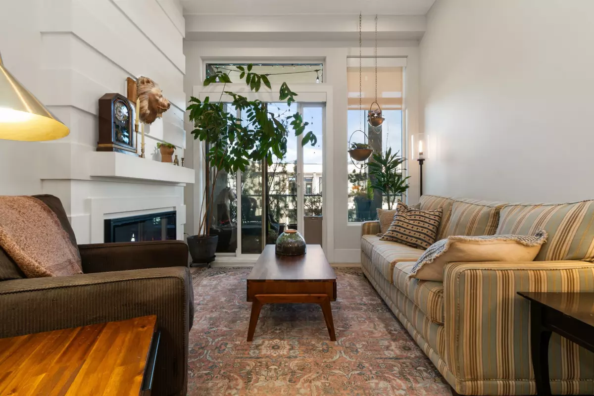 Primary Bathroom Photo of 601 45745 Watson Road, Chilliwack, BC