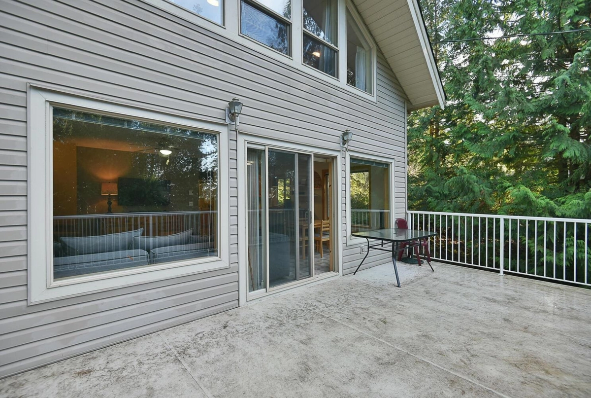 Pantry Photo of 8650 Redrooffs Road, Halfmoon Bay, BC