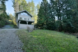 8650 Redrooffs Road, Halfmoon Bay, BC