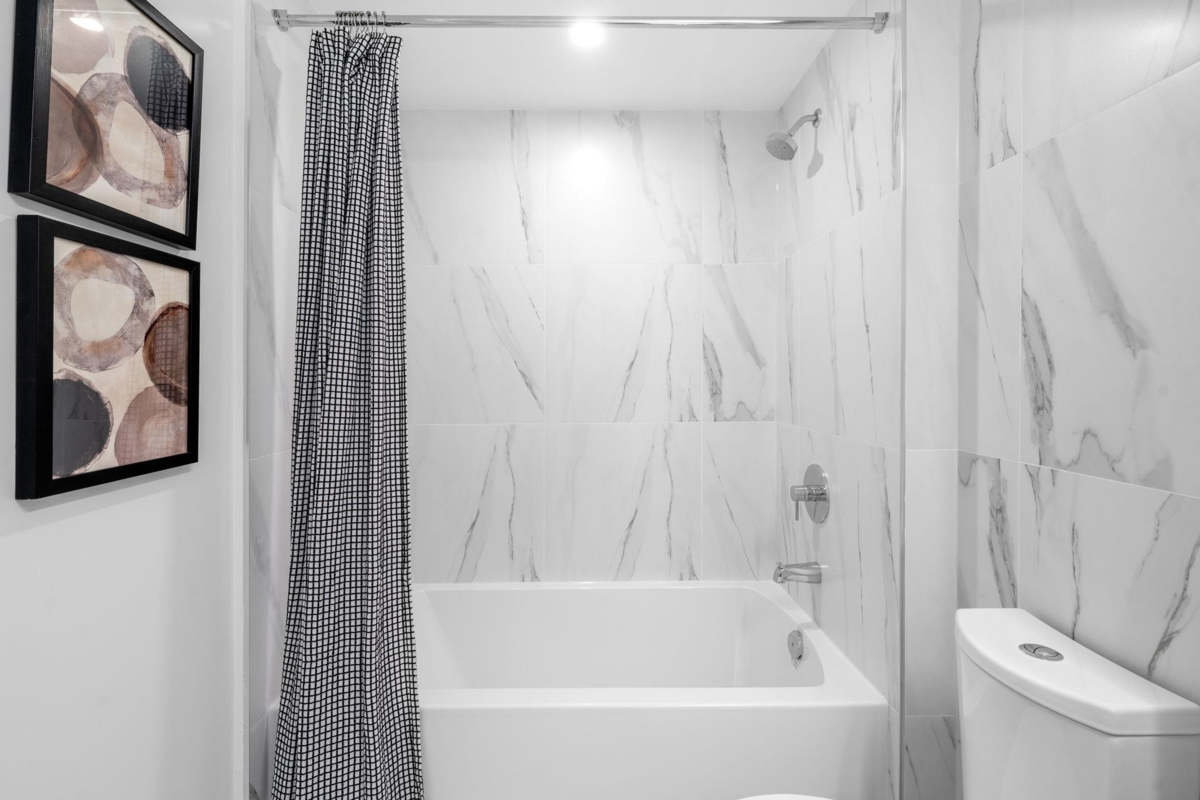 Hallway Photo of 111 7161 17th Avenue, Burnaby, BC