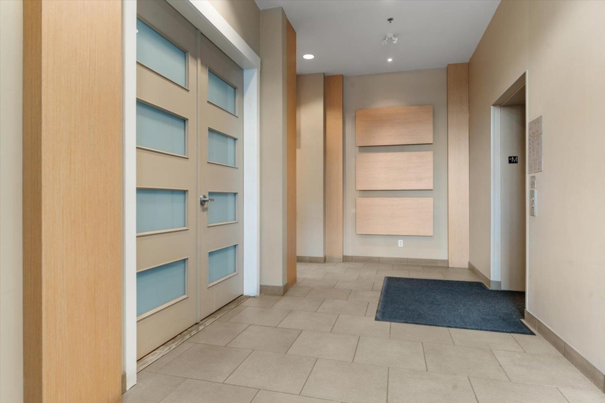 Laundry Room Photo of 405 1975 Mccallum Road, Abbotsford, BC