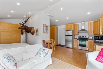 Dining Area Photo of 31796 Grove Avenue, Mission, BC