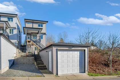 Basement Recreation Room Photo of 13667 232a Street, Maple Ridge, BC
