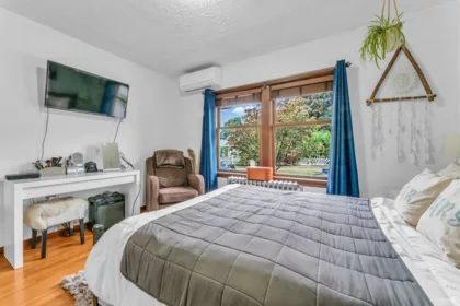 Bedroom 3 Photo of 820 Third Avenue, New Westminster, BC