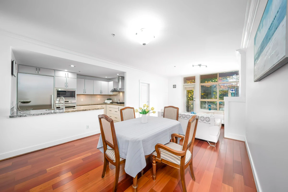Kitchen Photo of 212 6333 Larkin Drive, Vancouver, BC