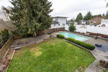 Basement Recreation Room Photo of 494 Allen Drive, Delta, BC