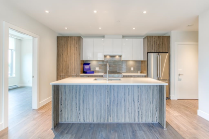 107 258 Nelson's Court, New Westminster, BC