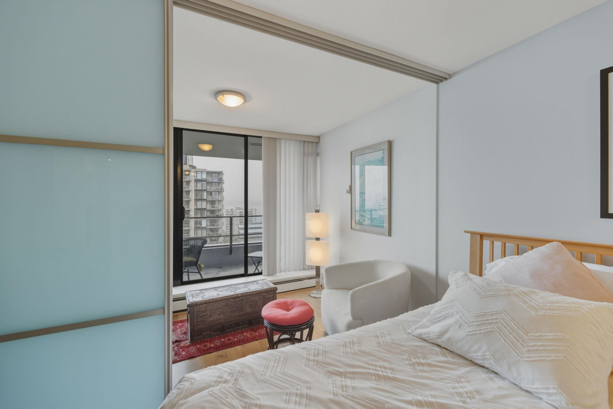 Hallway Photo of 1102 151 W 2nd Street, North Vancouver, BC