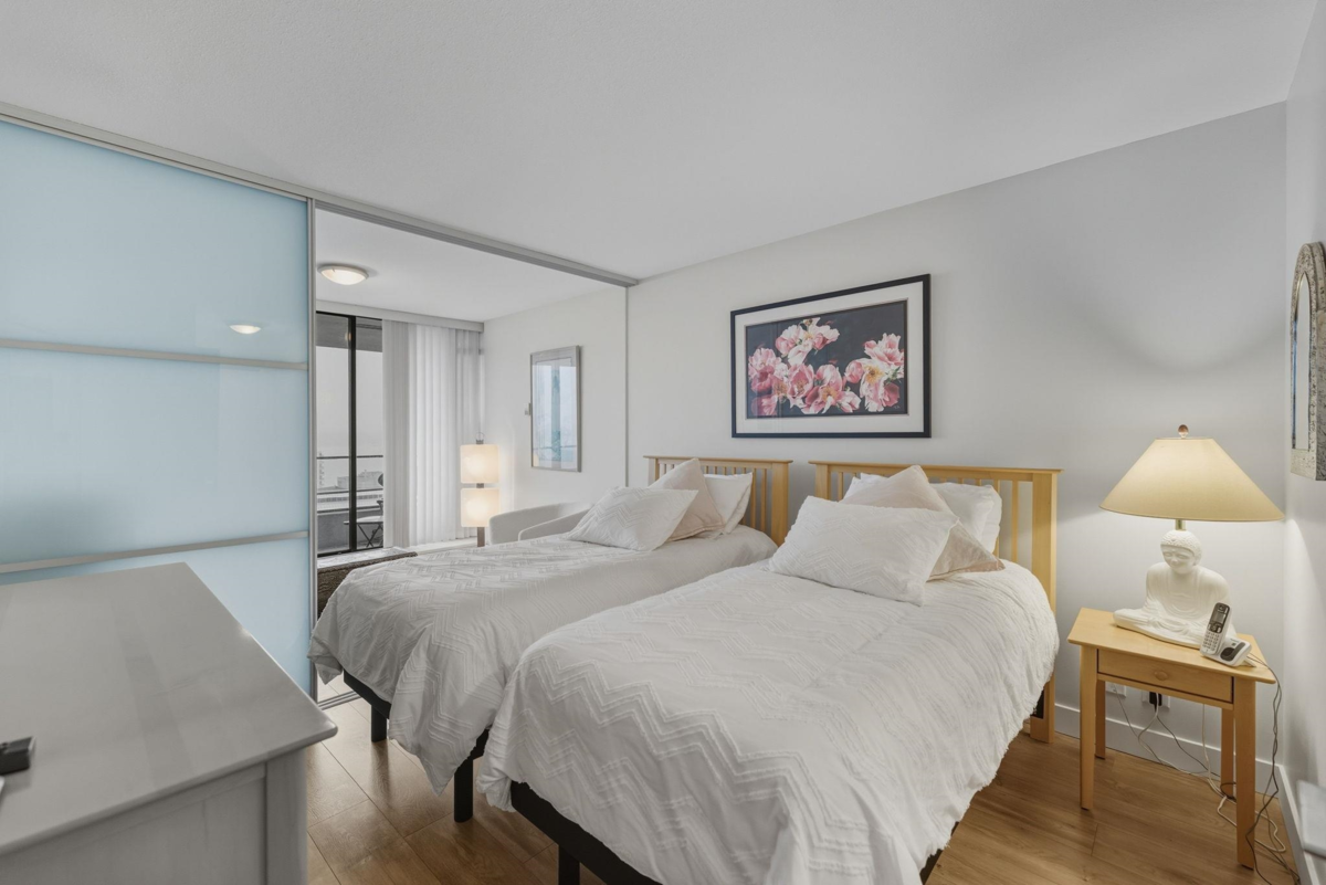 Mudroom Photo of 1102 151 W 2nd Street, North Vancouver, BC