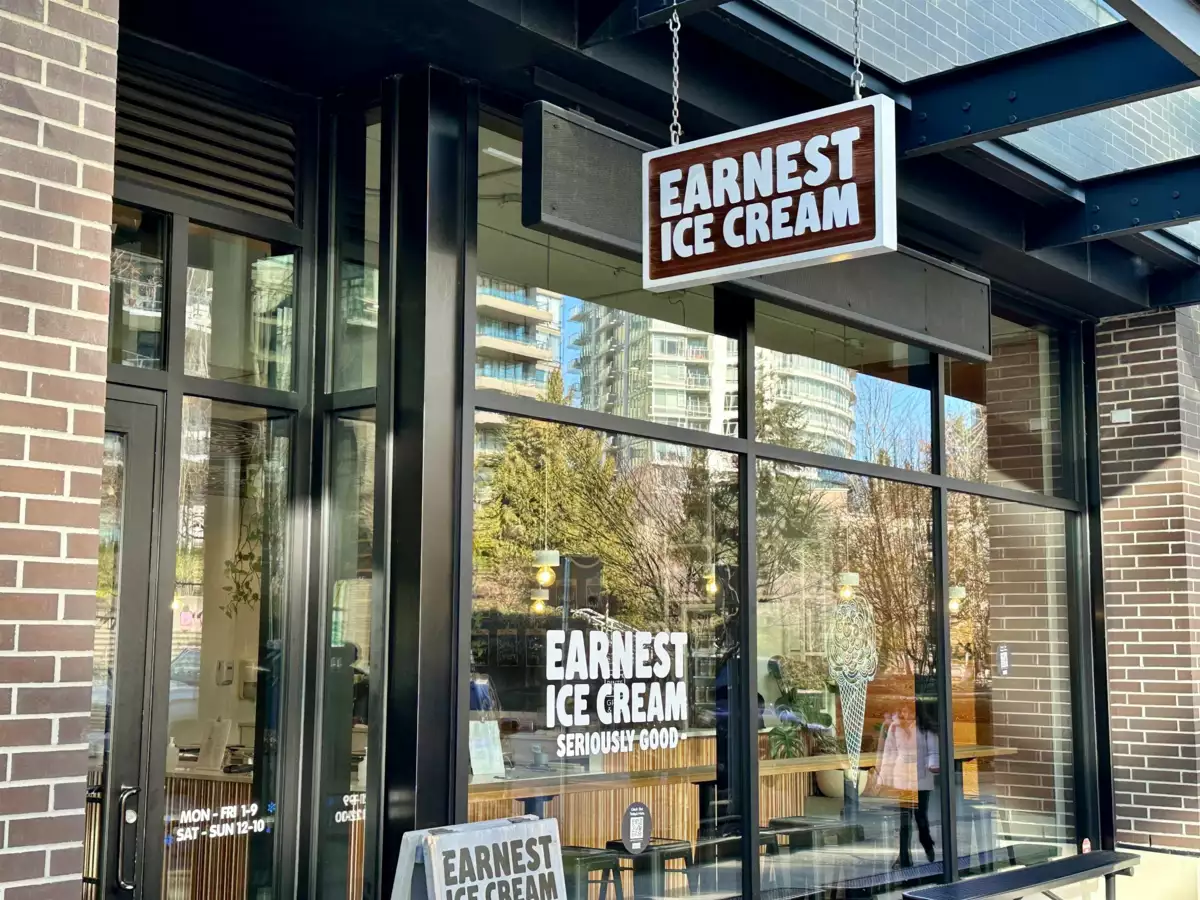 Swimming Pool Photo of 1102 151 W 2nd Street, North Vancouver, BC