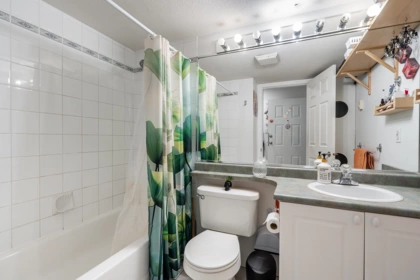 Office / Den Photo of 212 868 Kingsway, Vancouver, BC