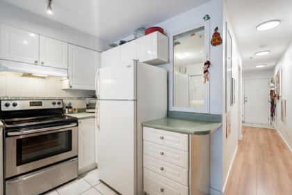 Primary Bedroom Photo of 212 868 Kingsway, Vancouver, BC