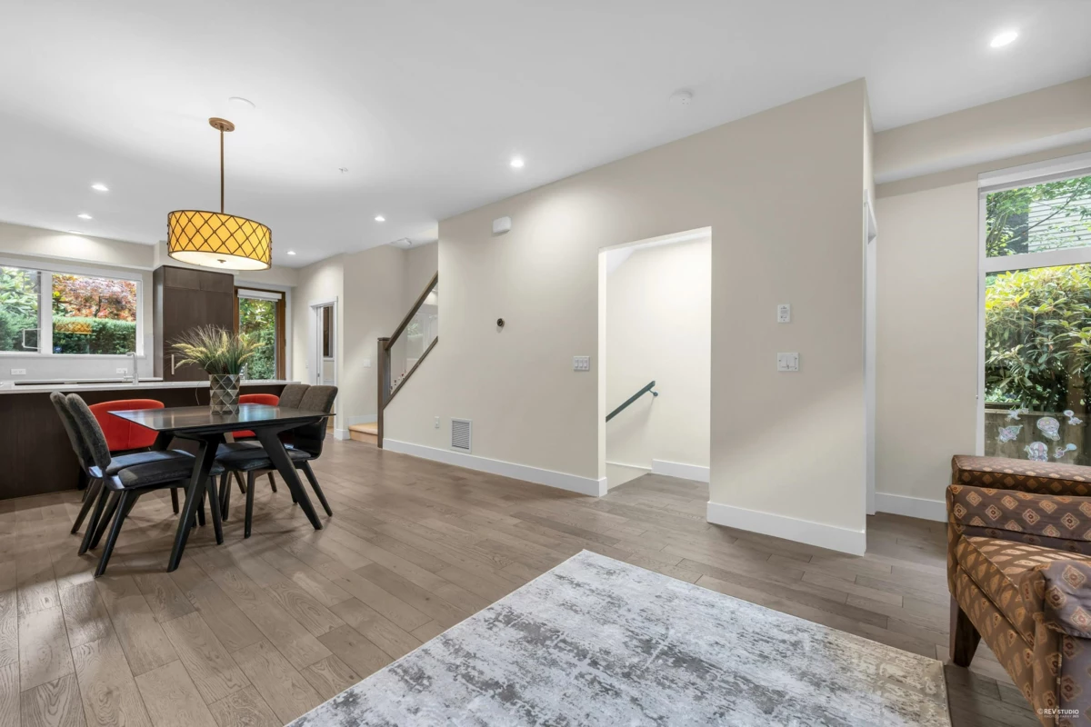 Bedroom 3 Photo of 6098 Oak Street, Vancouver, BC