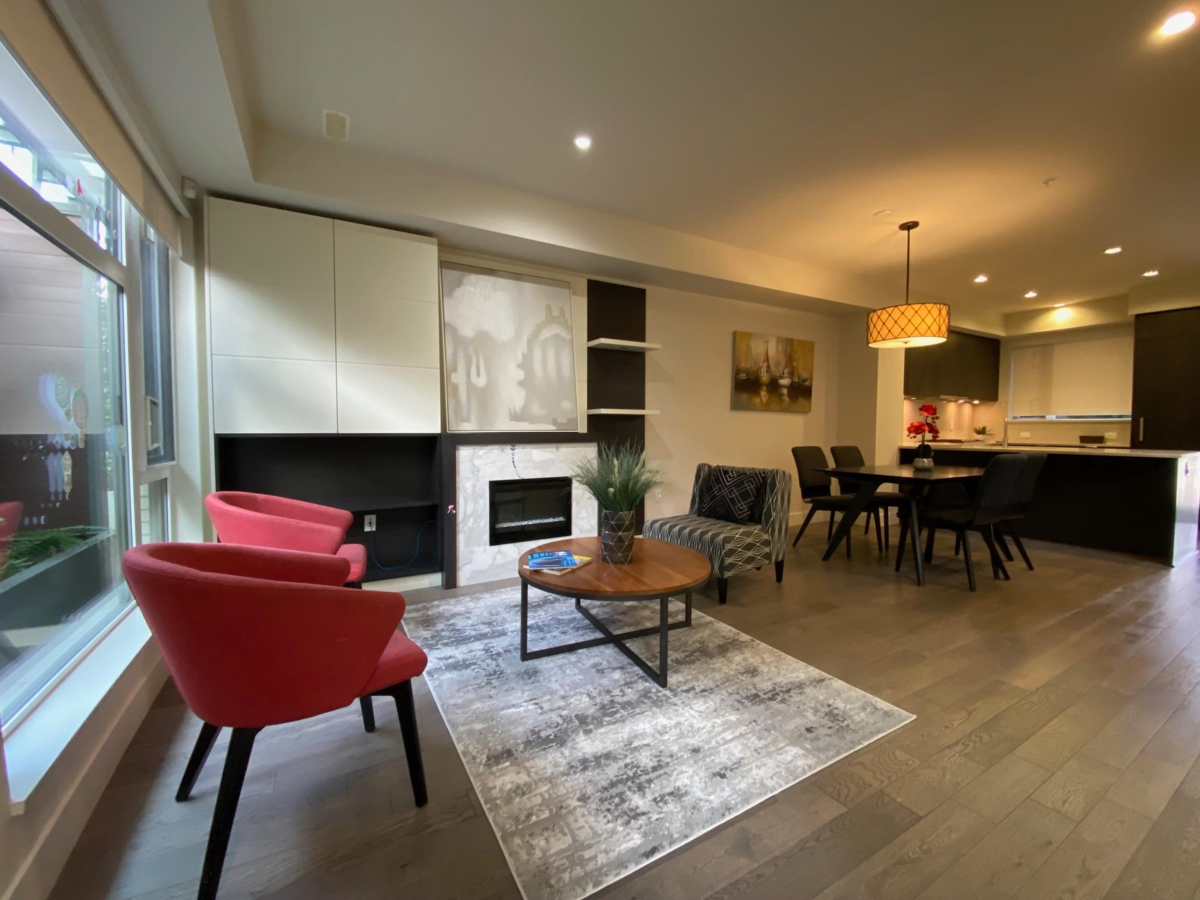 Primary Bathroom Photo of 6098 Oak Street, Vancouver, BC