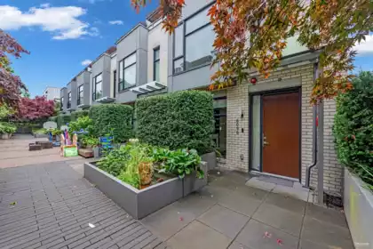 6098 Oak Street, Vancouver, BC, Vancouver — Townhouse for sale