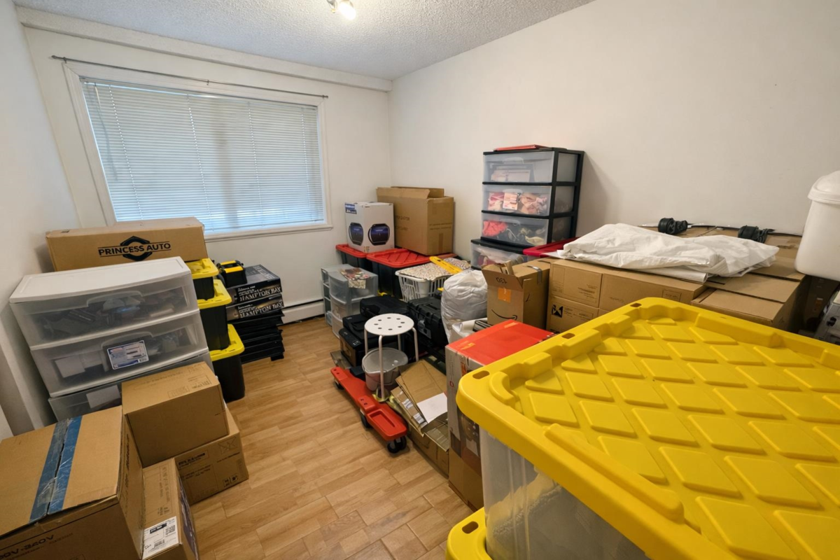 Kitchen Island Photo of 203 7200 Lindsay Road, Richmond, BC