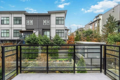 Outdoor Patio Photo of B207 20838 78b Avenue, Langley, BC