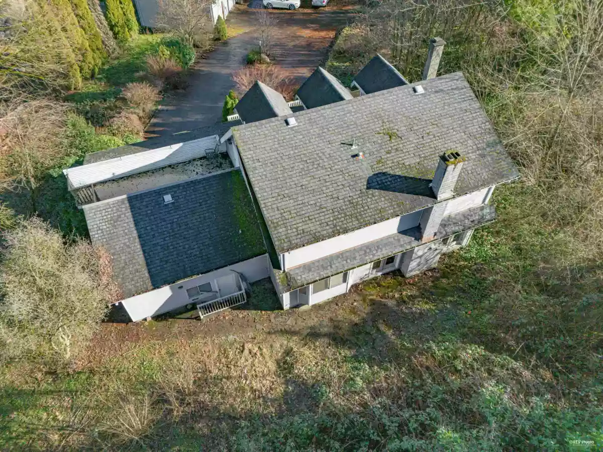 Front Yard Photo of 10235 176 Street, Surrey, BC