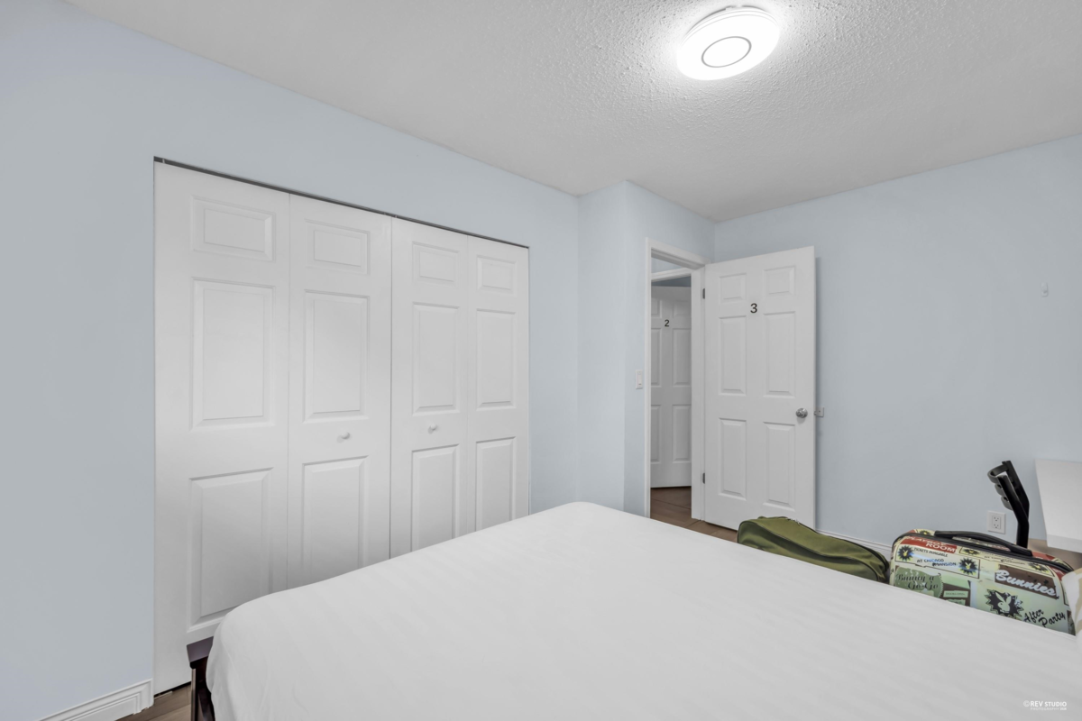 Office / Den Photo of 10235 176 Street, Surrey, BC