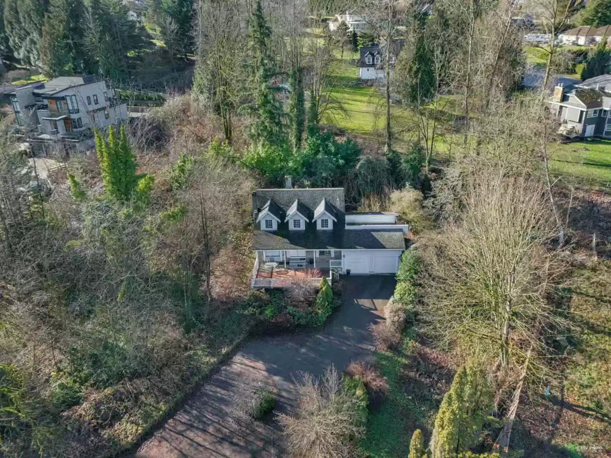 Staircase Photo of 10235 176 Street, Surrey, BC